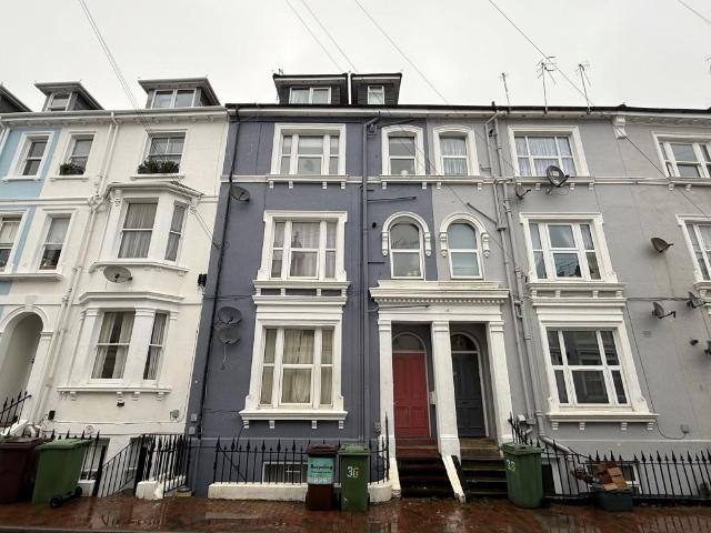 Flat for sale in St James, Sandown Park