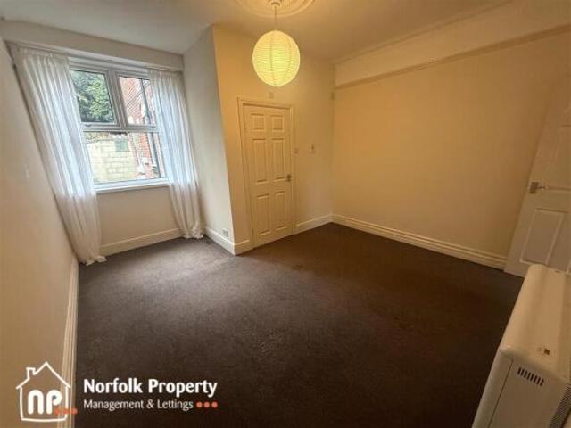 Apartment for sale in East Bank, Norfolk