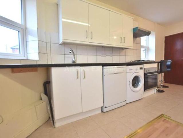 Apartment for sale in Newtown, Reading