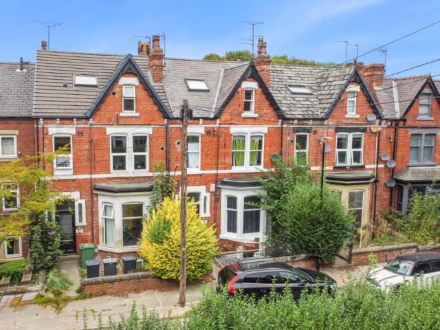 Apartment for sale in Oakwood, City Of Derby