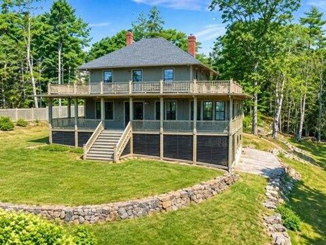 House for sale in Boothbay Harbor, Maine
