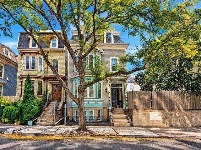 House for sale in Eagle Hill, Boston