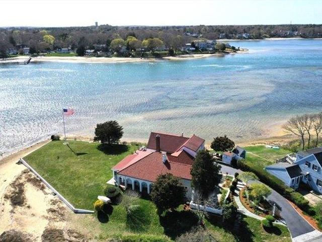 House for sale in Cataumet, Massachusetts