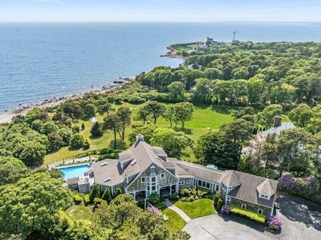 House for sale in Cataumet, Massachusetts