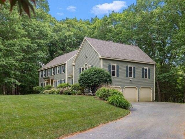 House for sale in Boxford, Massachusetts
