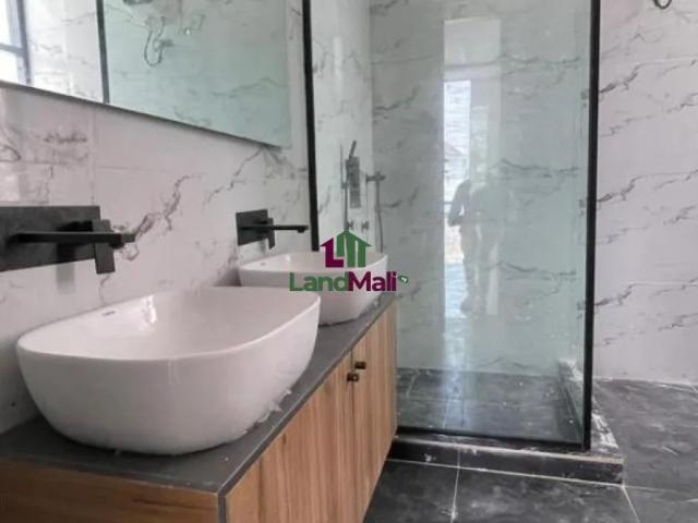 Property for sale in Eti Osa, Abuja