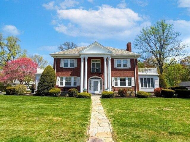 House for sale in Braintree, Massachusetts