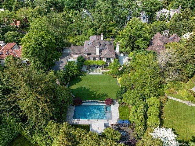 House for sale in Eastchester, New York