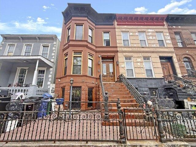 House for sale in Arverne, New York
