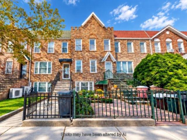 Townhouse for sale in Kings County, New York