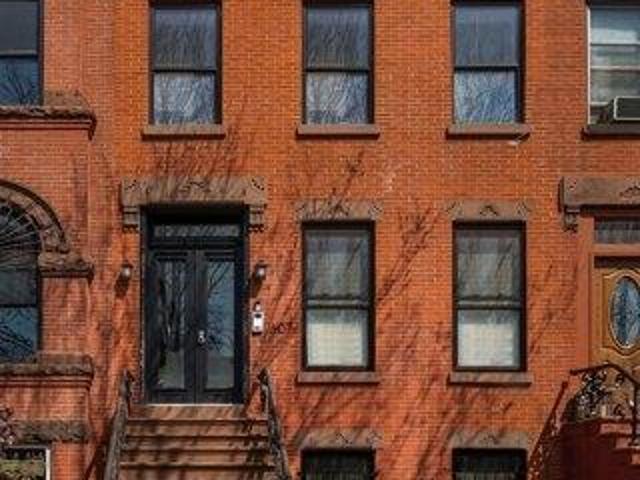 House for sale in Arverne, New York