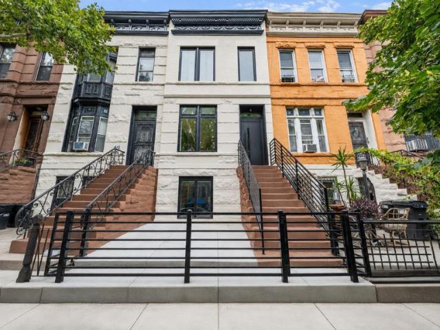 Townhouse for sale in Kings County, New York