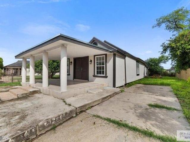 House for sale in Cameron, Texas