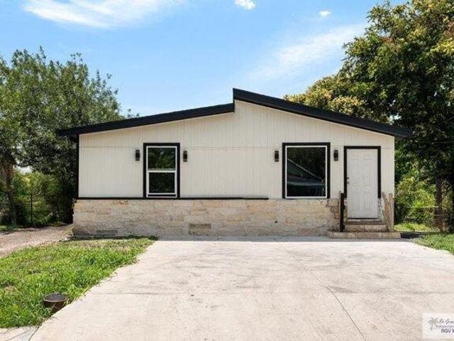 House for sale in Cameron, Texas