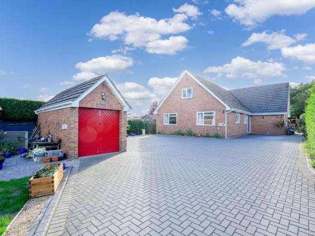 Bungalow for sale in Bridstow