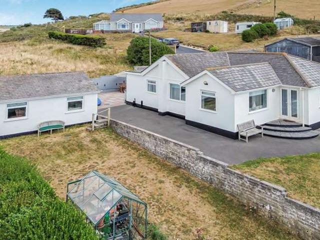 Bungalow for sale in Strode, Devon
