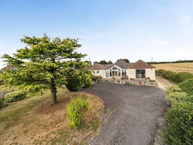 Bungalow for sale in Castle Cary