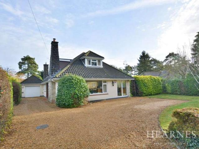 Bungalow for sale in Parley Cross, Ferndown