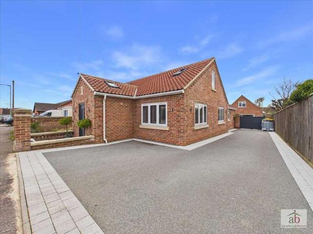 Bungalow for sale in Bixley, Eastbridge