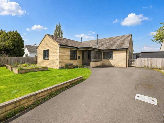 Bungalow for sale in Rode, Somerset