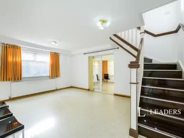 House for rent in Hillview, Surrey