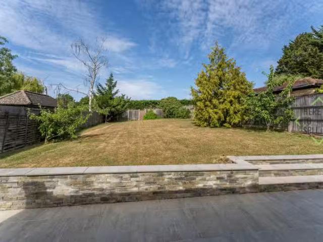 House for rent in Barnes, Greater London