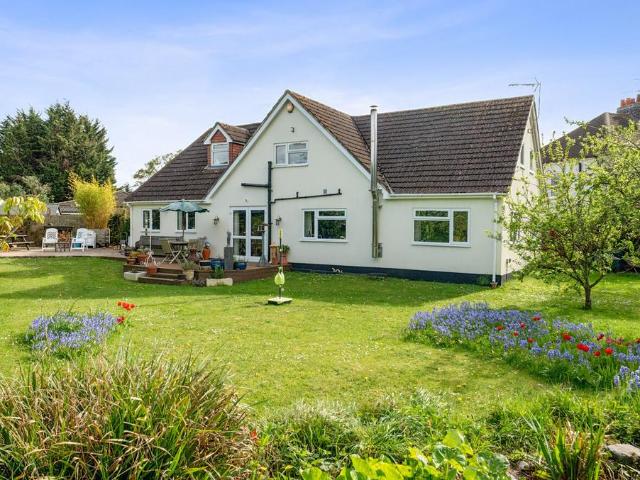 Bungalow for sale in Old Windsor
