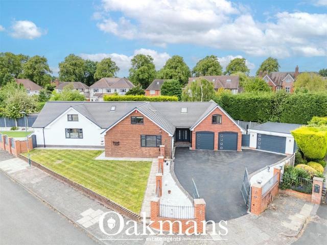 House for sale in West Midlands