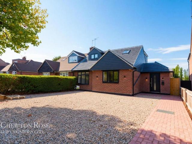 Bungalow for sale in Welham Green, Welwyn Hatfield