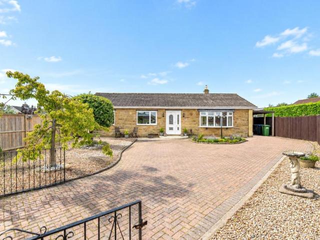 Bungalow for sale in Northallerton, North Yorkshire