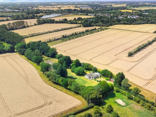 Bungalow for sale in Fordham Heath, Essex