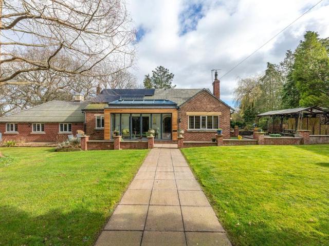 Bungalow for sale
