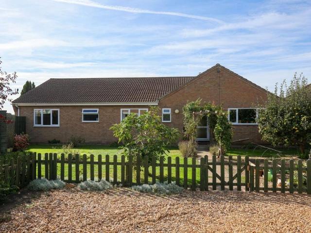 Bungalow for sale in Barway, Cambridgeshire