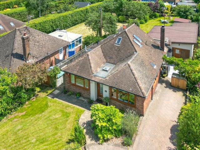 Bungalow for sale in Buckinghamshire