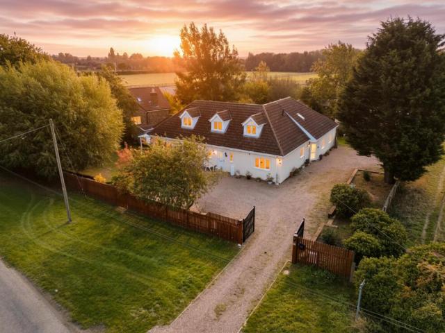 Bungalow for sale in Doddington, Fenland