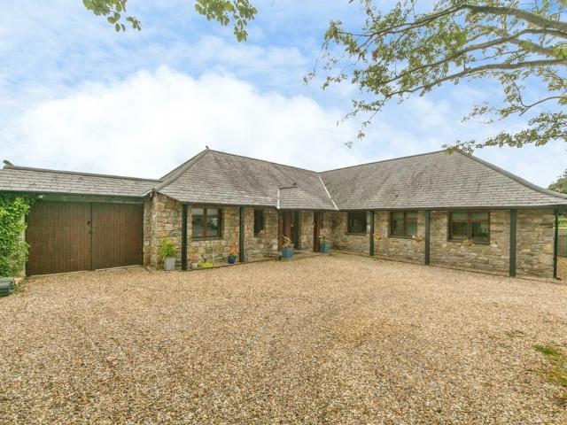 Bungalow for sale in Llangristiolus, Wales
