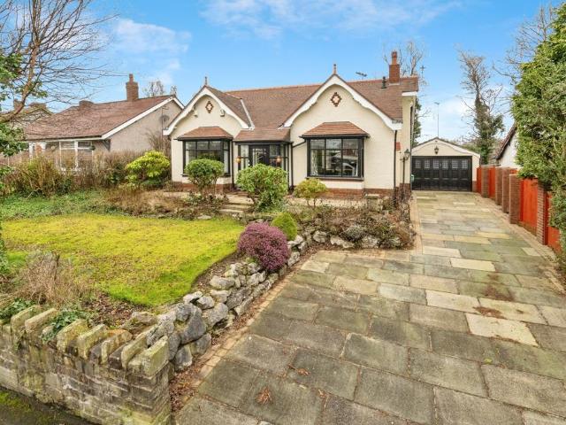 Bungalow for sale in Daisy Hill, Lee Bank