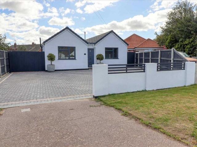 Bungalow for sale in Dale Hill, Essex