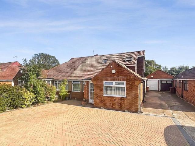 Bungalow for sale in Maypole, Dartford