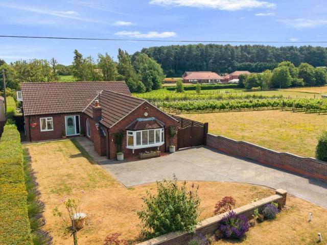 Bungalow for sale in Broughton, North Lincolnshire