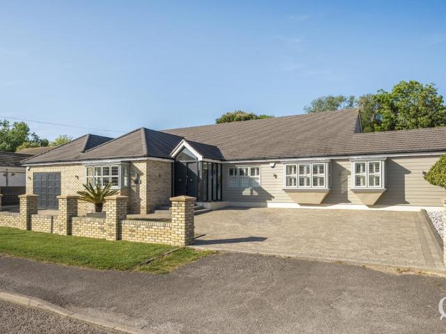 Bungalow for sale in Minster-on-Sea, Oad Street