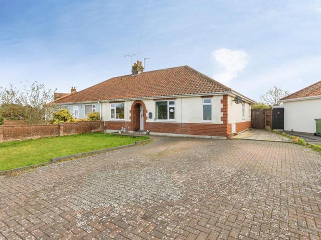 Bungalow for sale in Hellesdon, Broadland