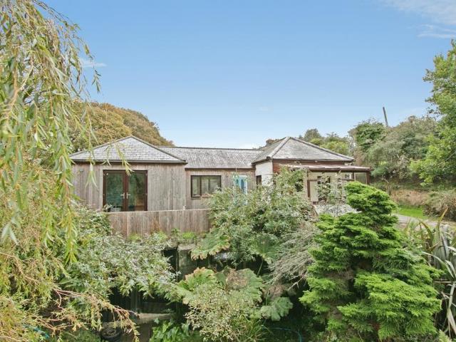 Bungalow for sale in Mingoose, Mount Hawke