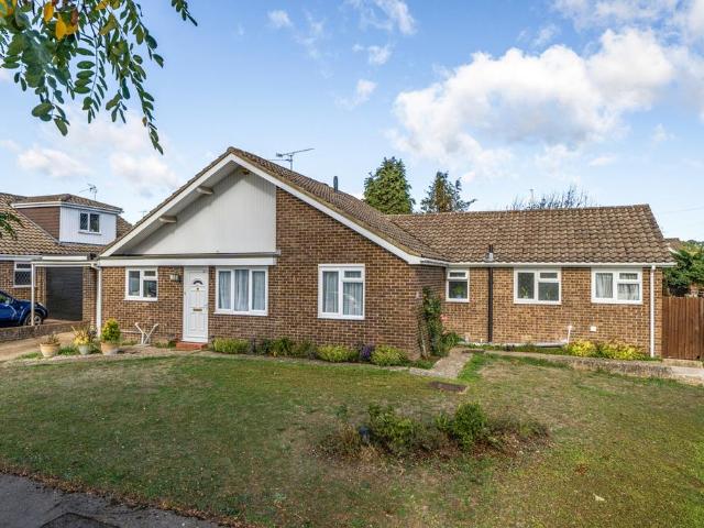 Bungalow for sale in Shinfield