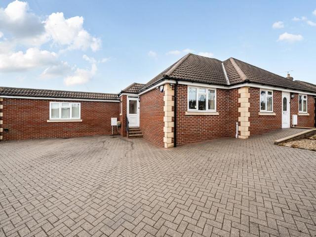 House for sale in Thicket Mead, Midsomer Norton