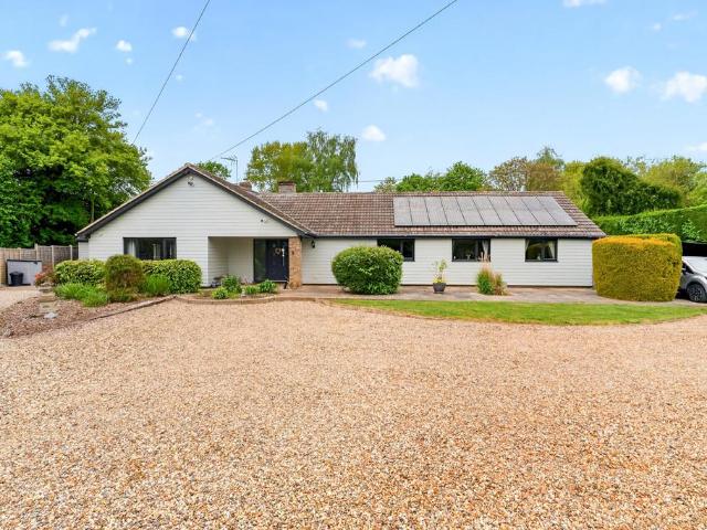 Bungalow for sale in Chelmondiston, Suffolk