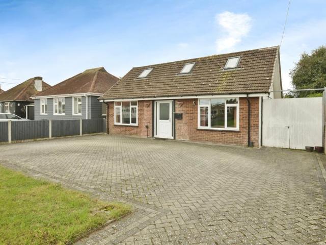 Bungalow for sale in Folkestone, Kent