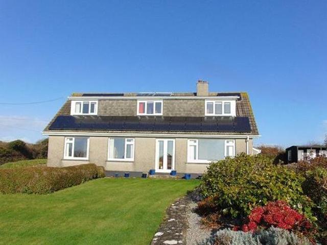 House for sale in Helston, Cornwall