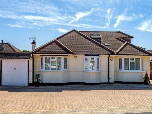 House for sale in Lower Halliford, Surrey