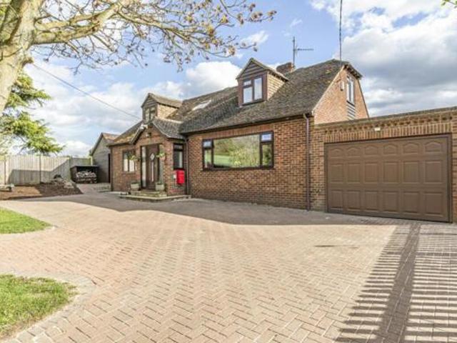 House for sale in Oad Street, Kent